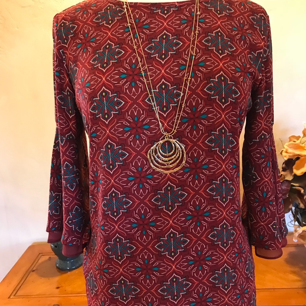 Van Heusen blouse size medium
